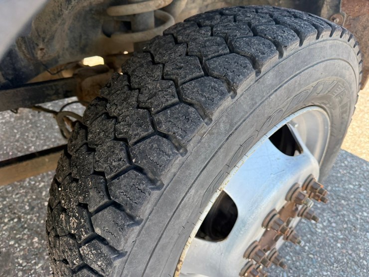 #1060-•-2015-ram-5500-heavy-duty-service-truck-image-48