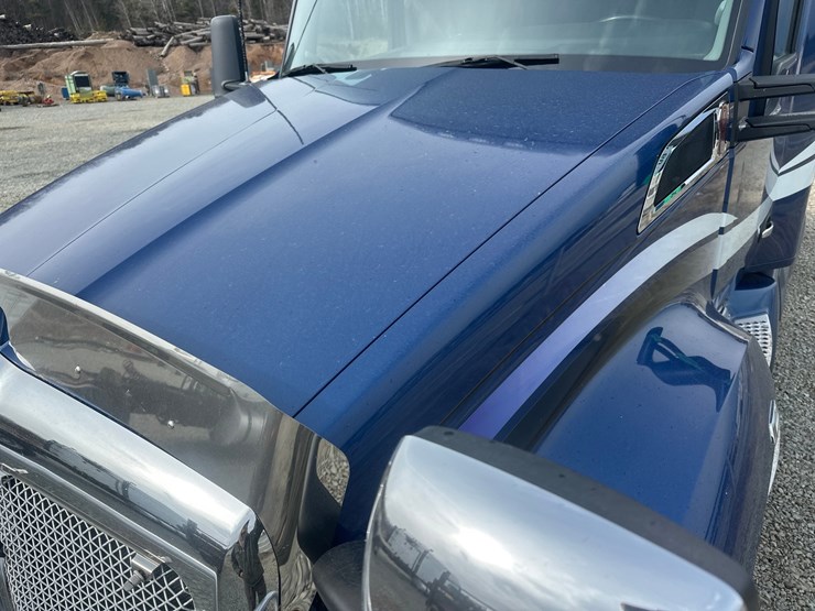 2020-kenworth-t680-image-12