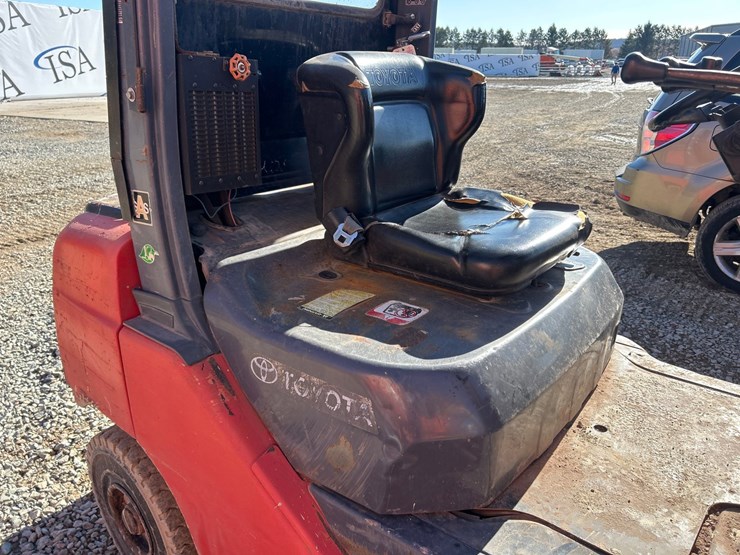 toyota-8fdu25-image-23