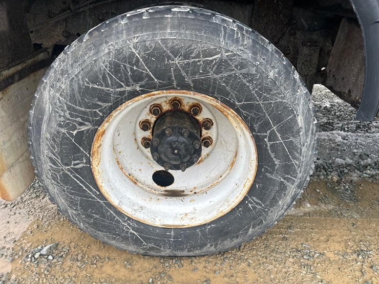 1998-massey-ferguson-8-image-70