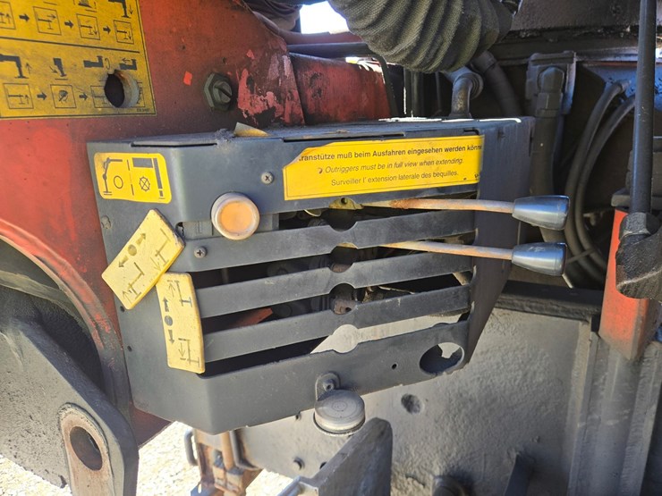 1999-caterpillar-c12-image-43