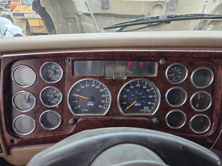 2006-massey-ferguson-8-image-64