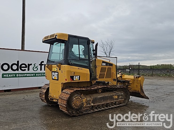 2012-caterpillar-d5k2-xl-image-4