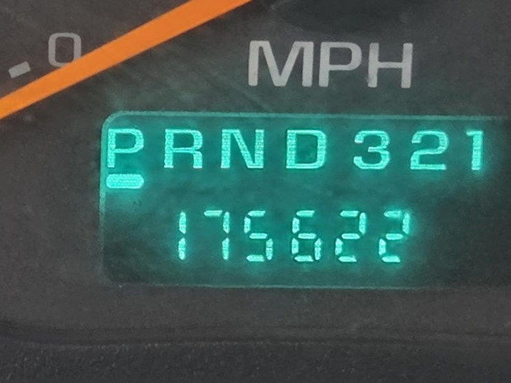 2005-massey-ferguson-8-image-51