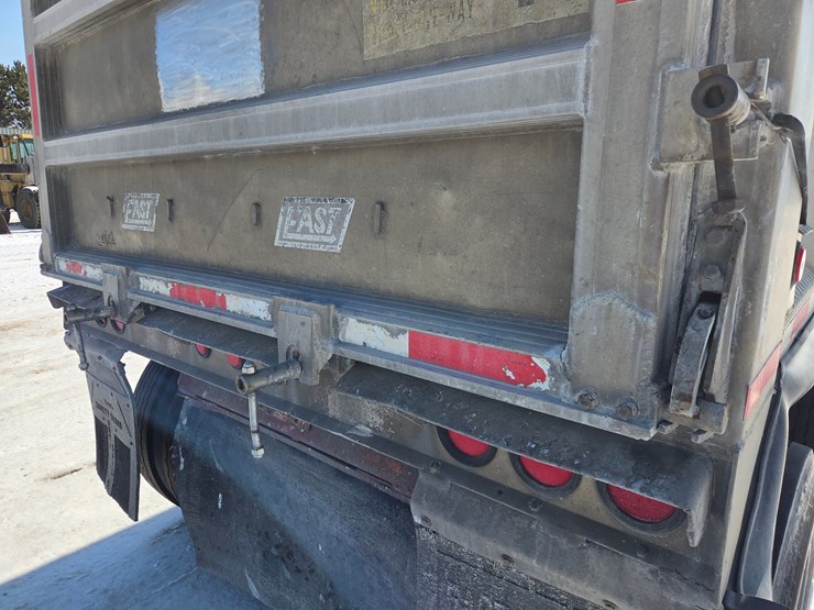 1998-massey-ferguson-8-image-25