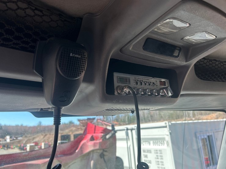 2006-international-7400-image-67