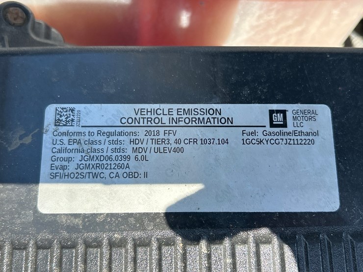 2018-chevrolet-3500-image-53