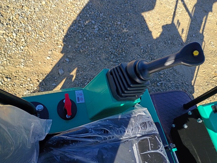 2026-cfg-industry-mh12rx-image-14