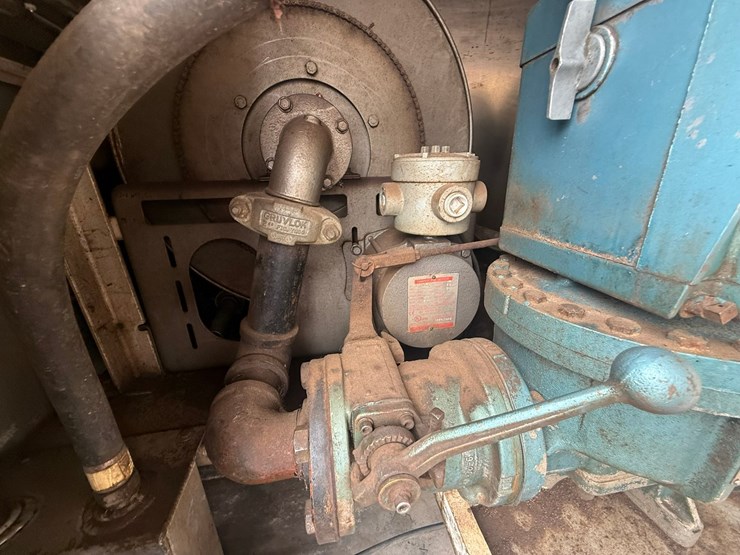 2012-international-7400-image-37