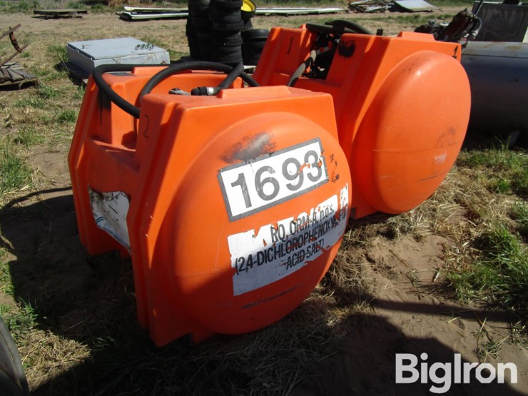 poly-liquid-totes-w/pumps-image-7