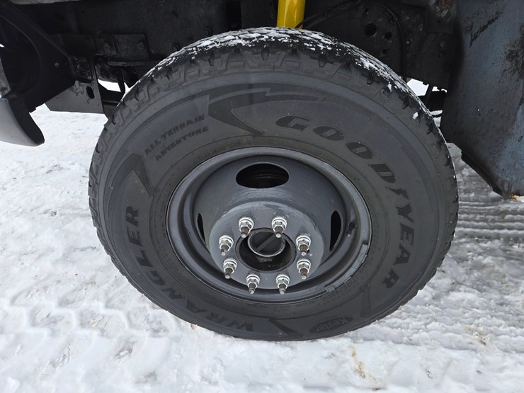 2001-ford-f350-image-44