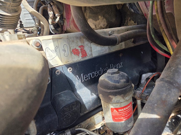 2005-massey-ferguson-8-image-52