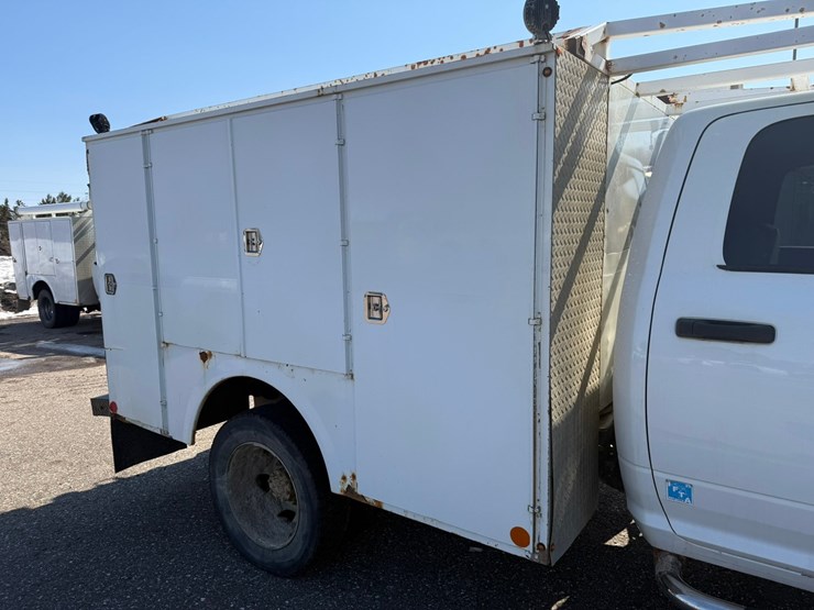 #2048-•-2013-ram-5500-heavy-duty-service-truck-image-24