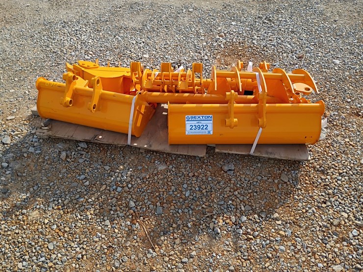 #23922-•-excavator-attachment-set-image-3