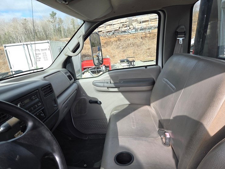 2000-ford-f650-image-58