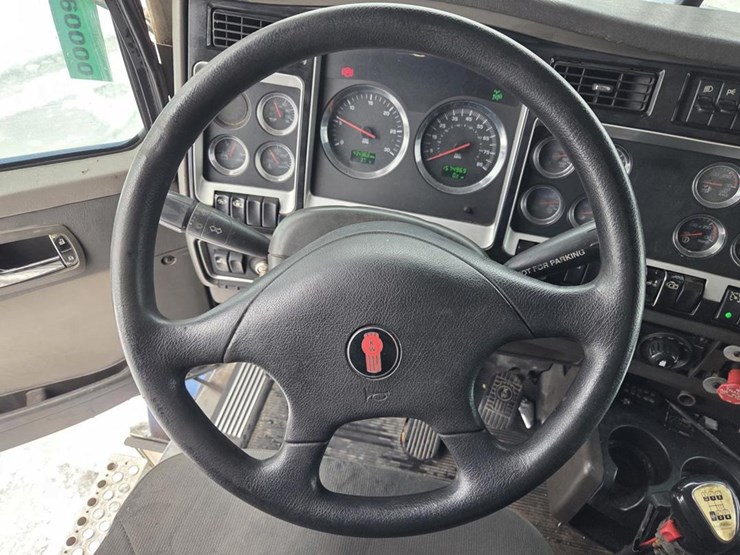 2003-kenworth-t800-image-69