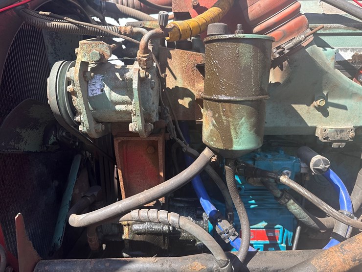 1994-peterbilt-359-image-12