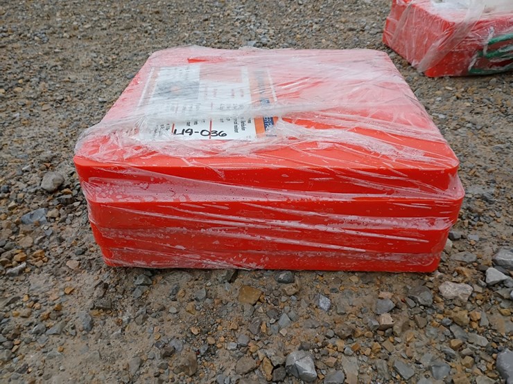 #l19-036-•-4--tpm-outrigger-pads-image-2