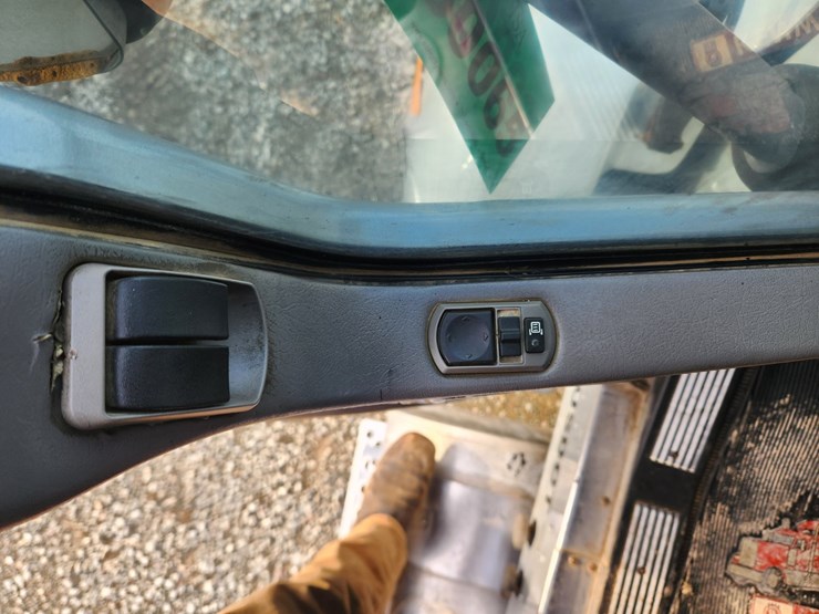 2016-kenworth-t400-image-56