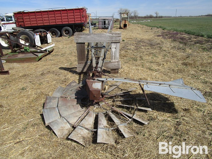 33'-windmill-image-2