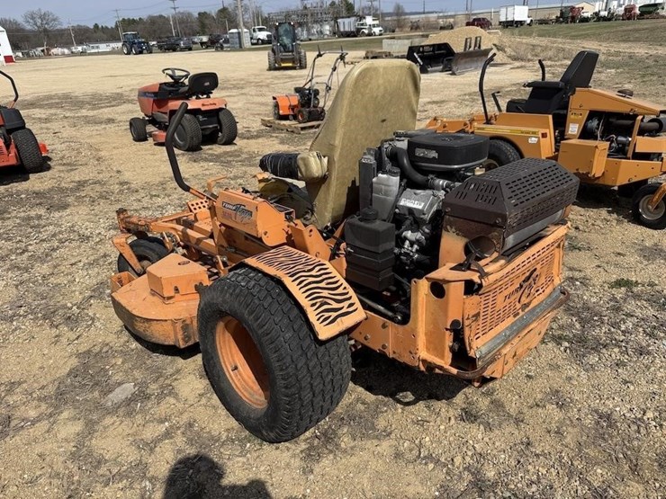 scag-turf-tiger-zero-turn-image-4