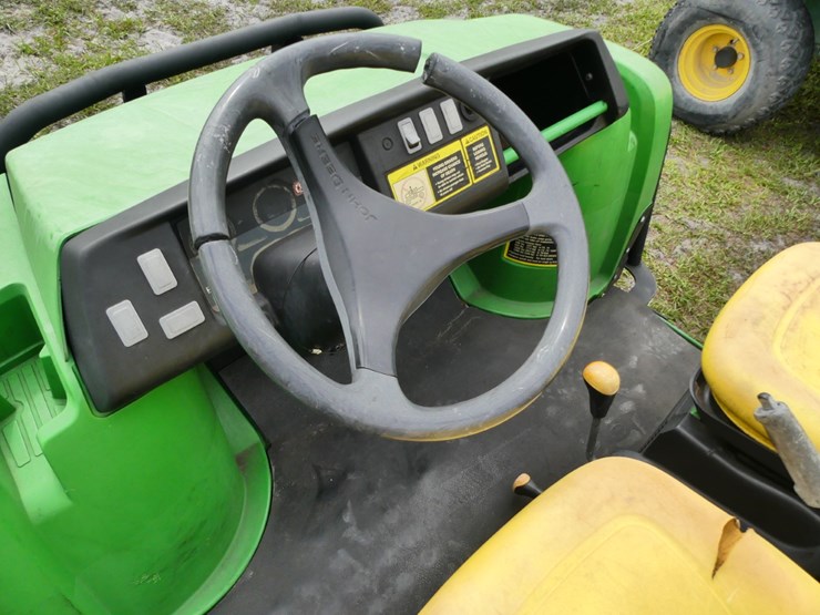 john-deere-tx-4x2-image-10