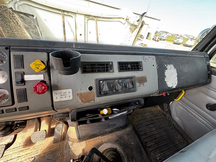 1999-caterpillar-3126-image-39