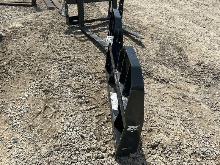 bobcat-pallet-fork-image-2