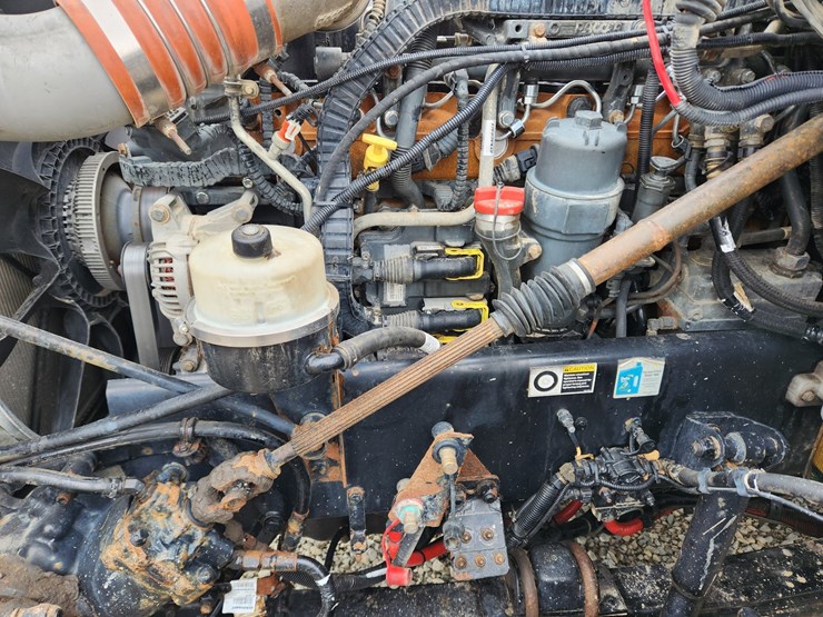 2014-kenworth-t800-image-11