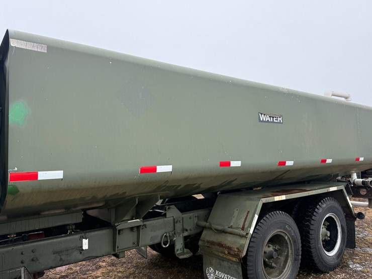 1984-mack-dm492s-image-16