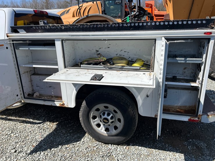 2018-chevrolet-3500-image-20