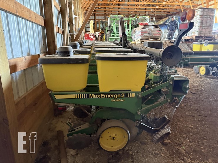 1993-john-deere-7200-image-13