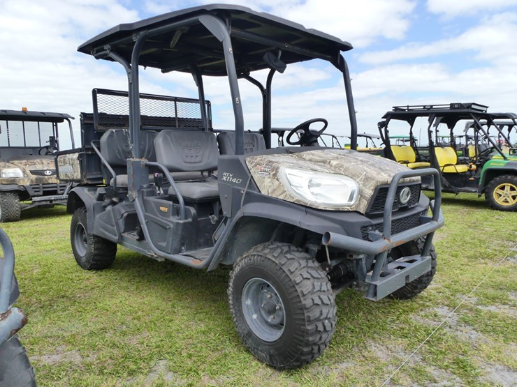 2009-kubota-rtvx1140-image-1