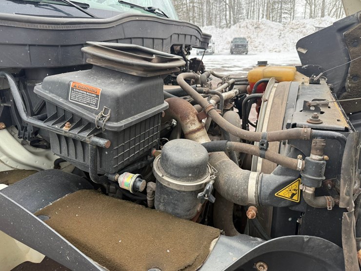 2013-international-4400-sba-image-53