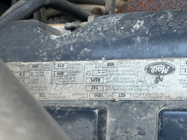 #1049-•-2005-mack-granite-tri-axle-dump-image-62