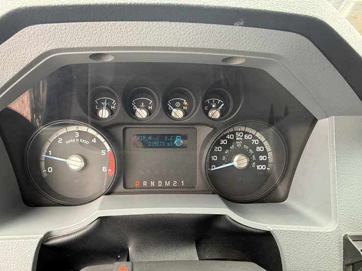 2018-ford-f650-image-60