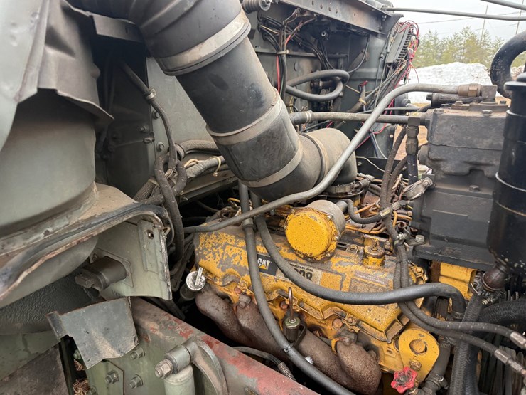 1984-mack-dm492s-image-46