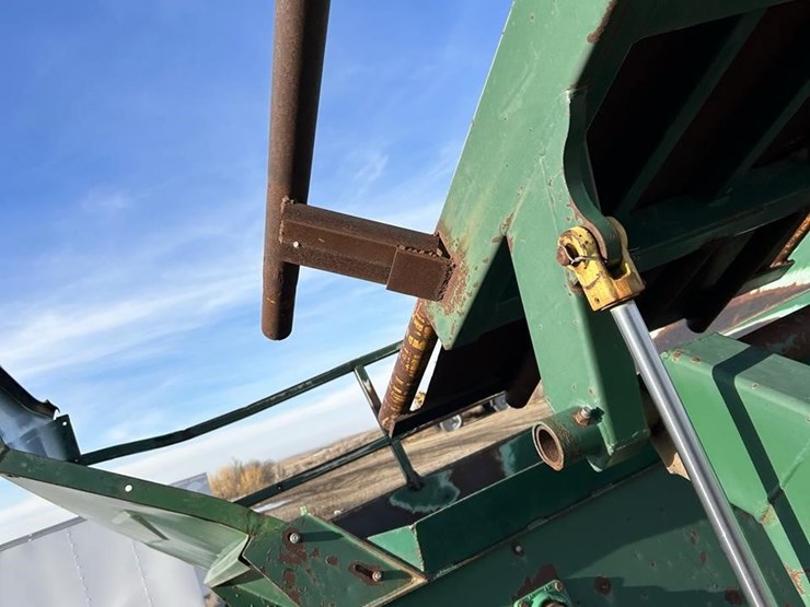 bale-king-vortex-2010-image-33