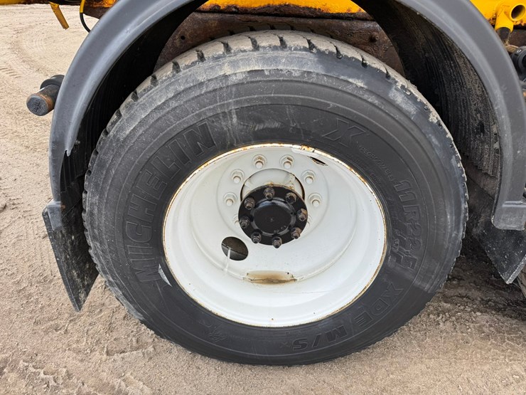 2009-international-workstar-7500-image-106