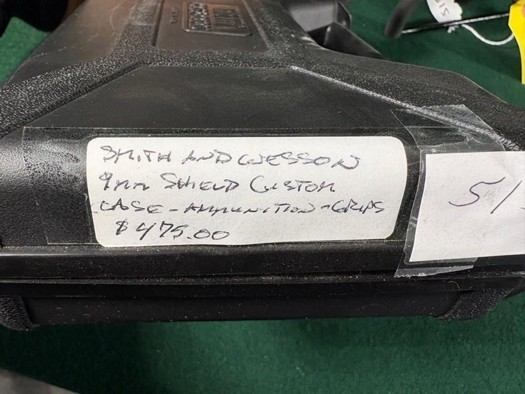 smith-&-wesson-9-shield-9mm-pistol-image-10