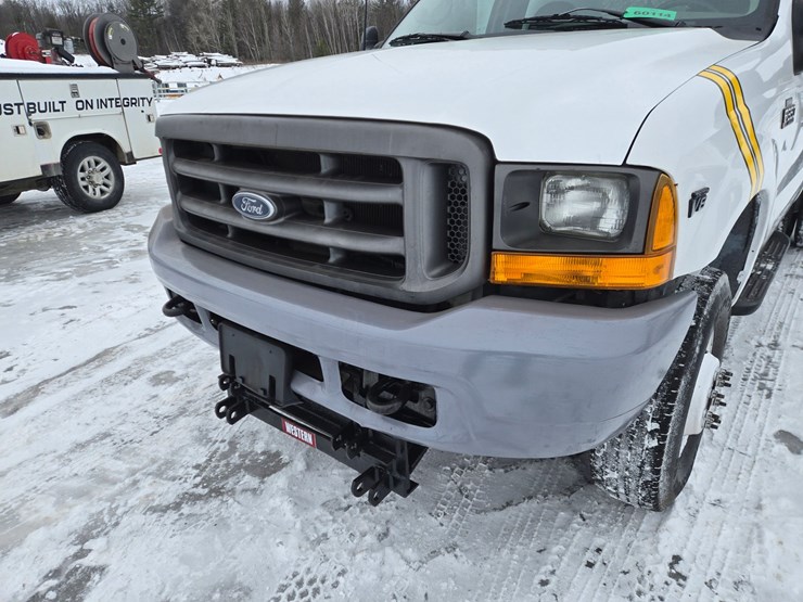 2001-ford-f350-image-14