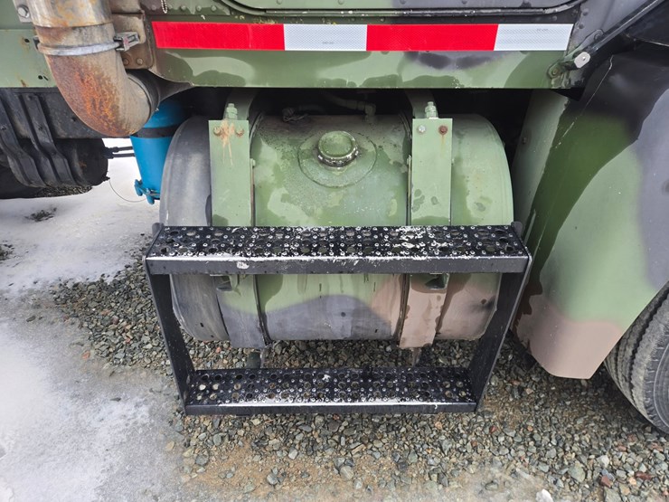 1992-massey-ferguson-8-image-14