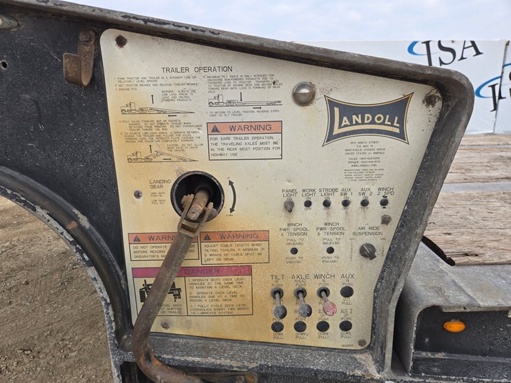 2016-landoll-440a-image-12