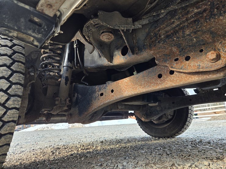 2018-ford-f550-xl-image-51