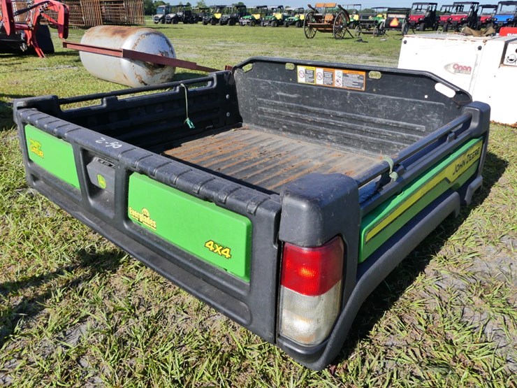 john-deere-gator-image-3