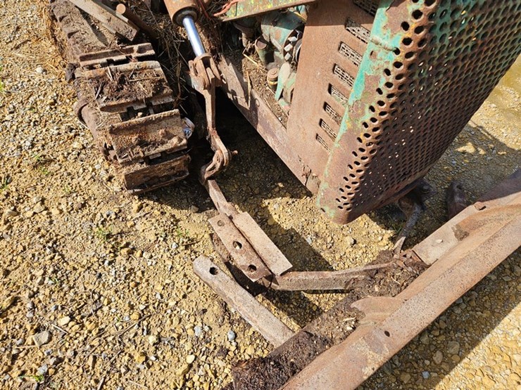 #964-•-john-deere-mt-crawler-image-11