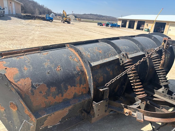 2006-international-7600-image-107