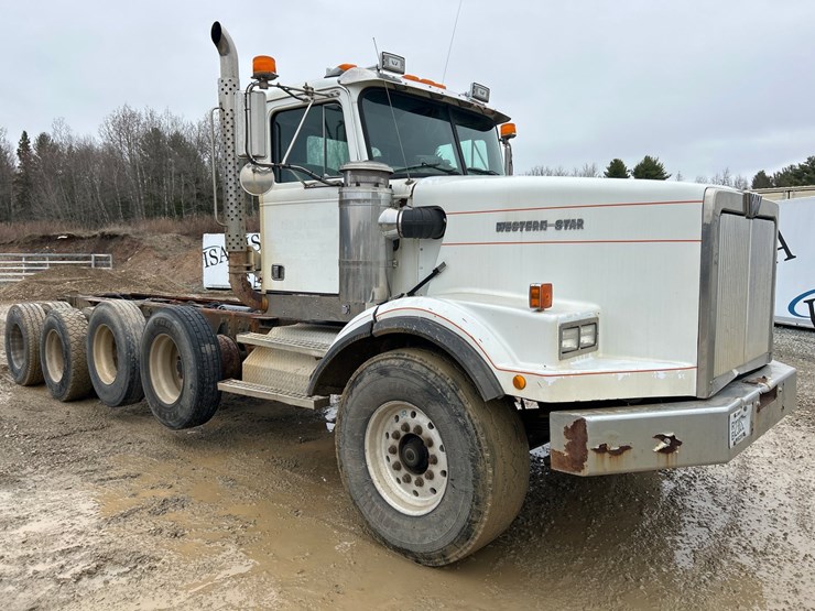1996-western-star-4964s-image-7
