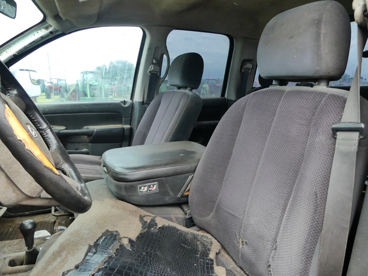 2005-dodge-ram-2500-image-10