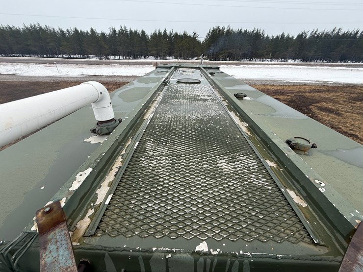 1984-mack-dm492s-image-26